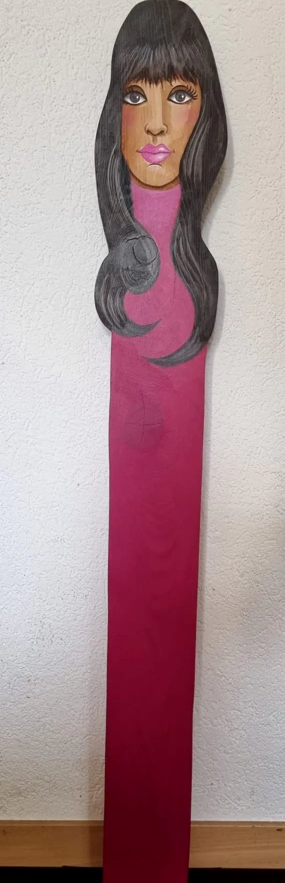 Statuette n° 10, bois découpé et peint à la main, par Laure C.