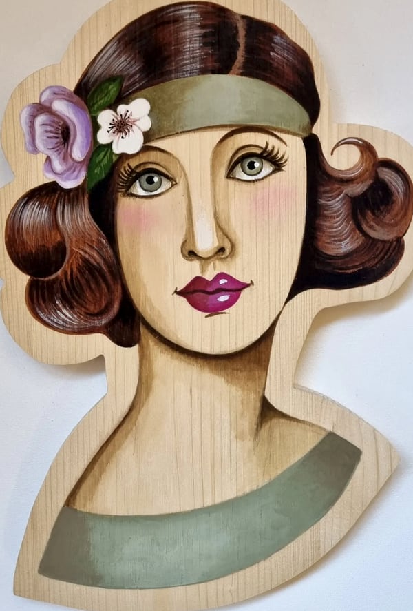 Portrait sur bois n° 7, bois découpé et peint à la main, par Laure C.